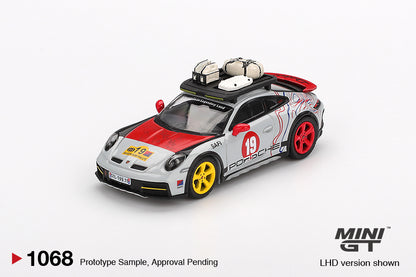 Mini GT Porsche 911 Dakar Uncle Rally #1068